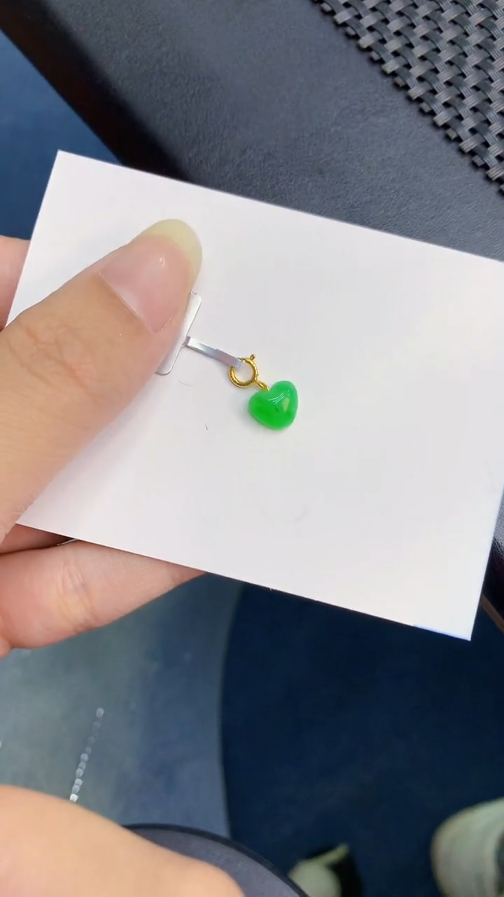 【闪购商品】翡翠颈饰未镶嵌000000008