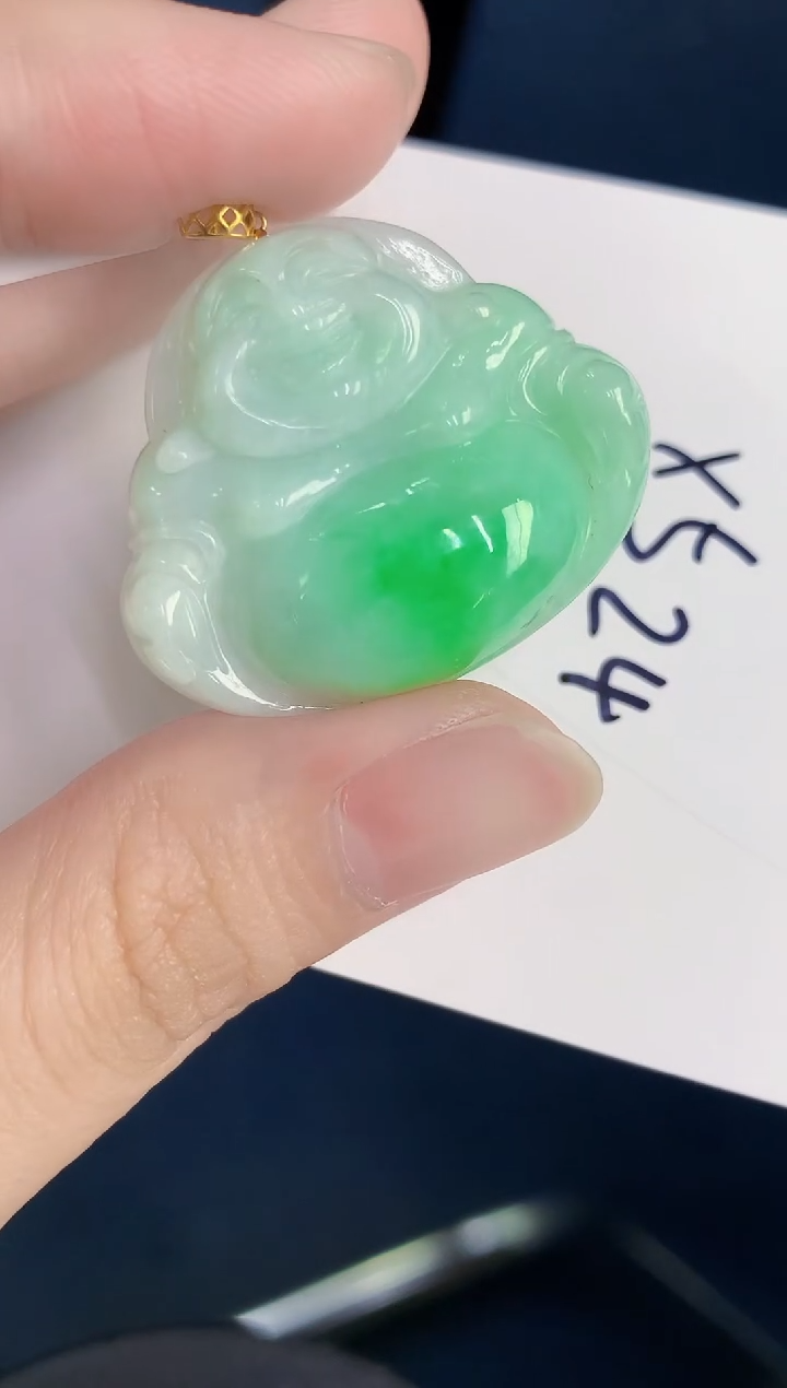 颈饰18K金镶嵌翡翠天然翡翠缅甸A货