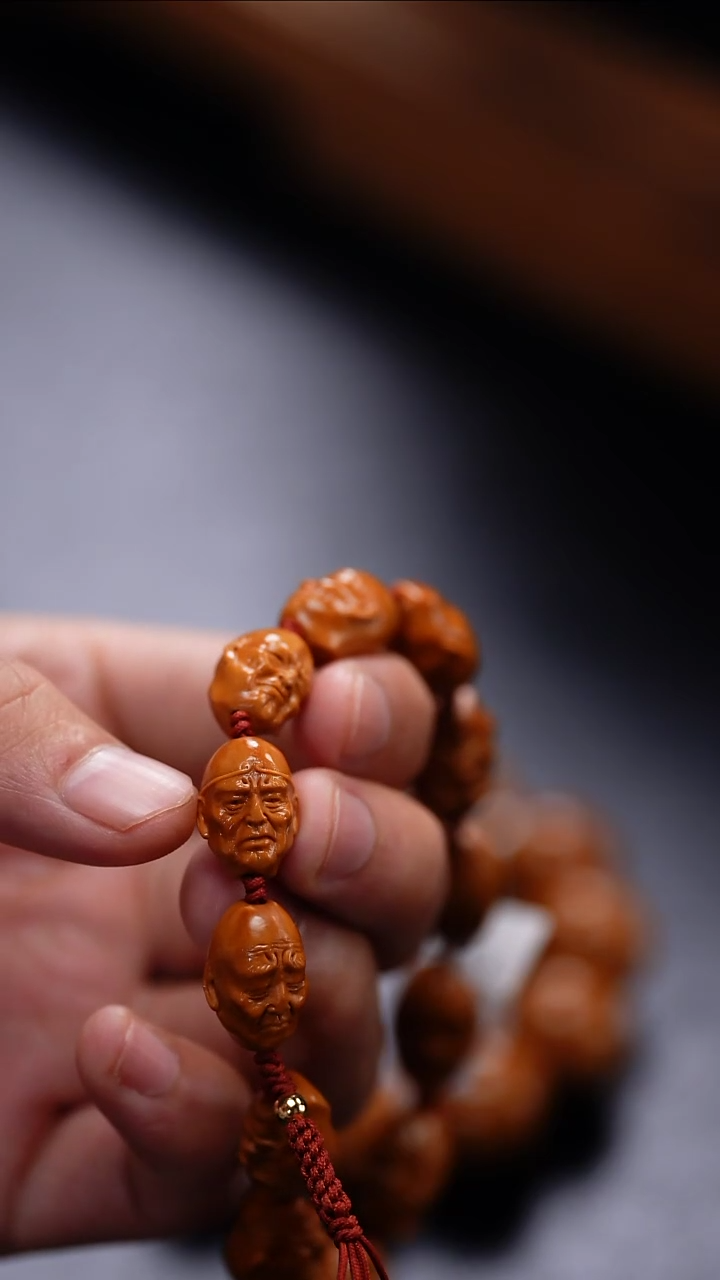 【闪购商品】橄榄核吊坠更厉害