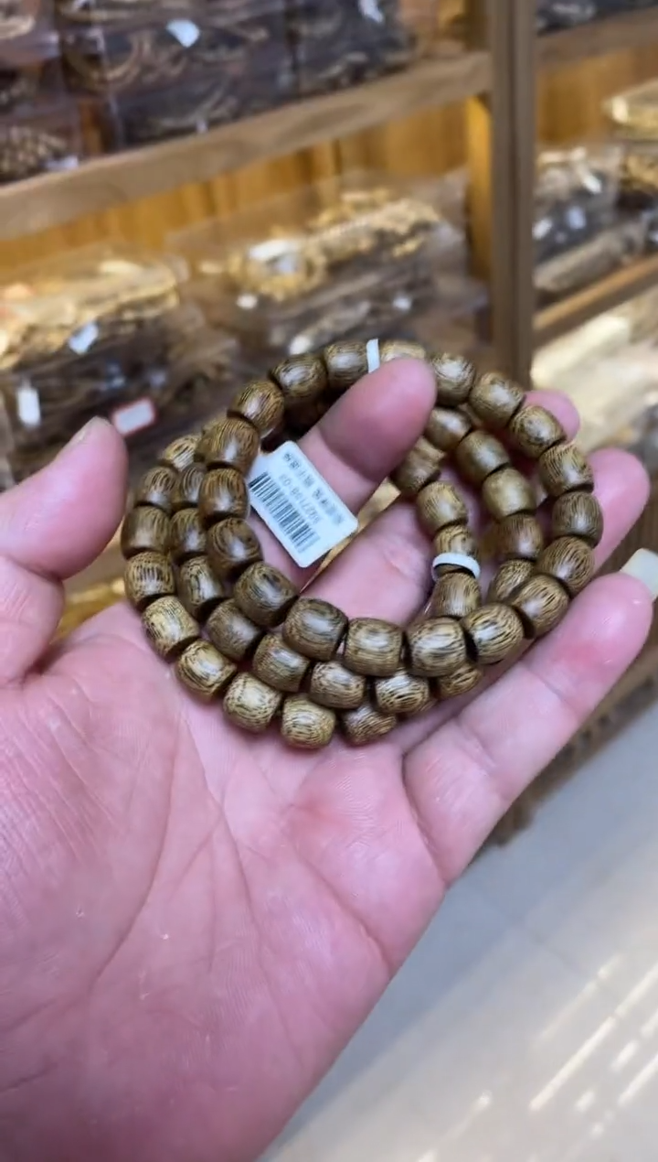 【闪购商品】沉香手串海南莺歌绿老型单圈1.0+多样性发其一