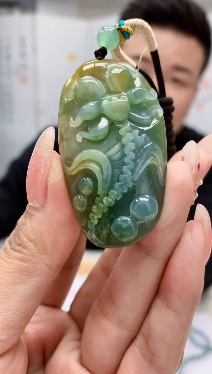 【闪购商品】定制翡翠未镶嵌4990MM-毛货挂件52
