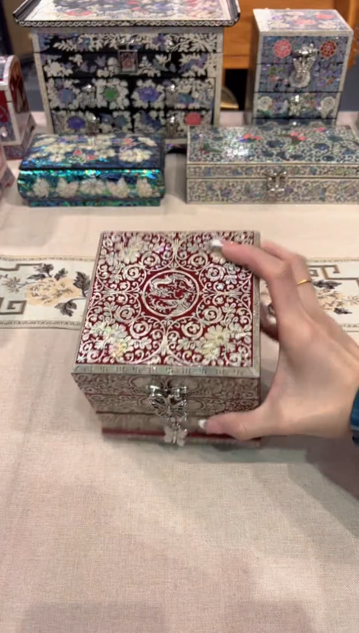 【闪购商品】龙凤双层弘贝雅螺钿漆器文化馆