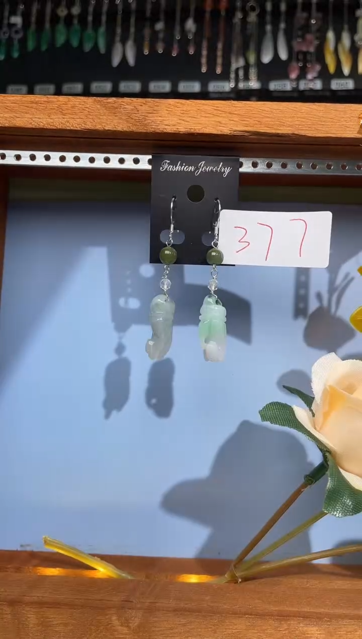 【闪购商品】紫晶耳饰银S925镶嵌喜欢拍