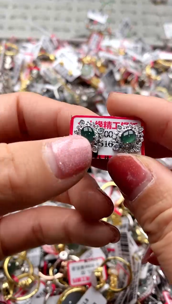 【闪购商品】翡翠戒指银S925镶嵌3333333    4