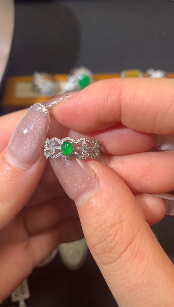 翡翠18K金镶嵌吊坠(不含链)戒指