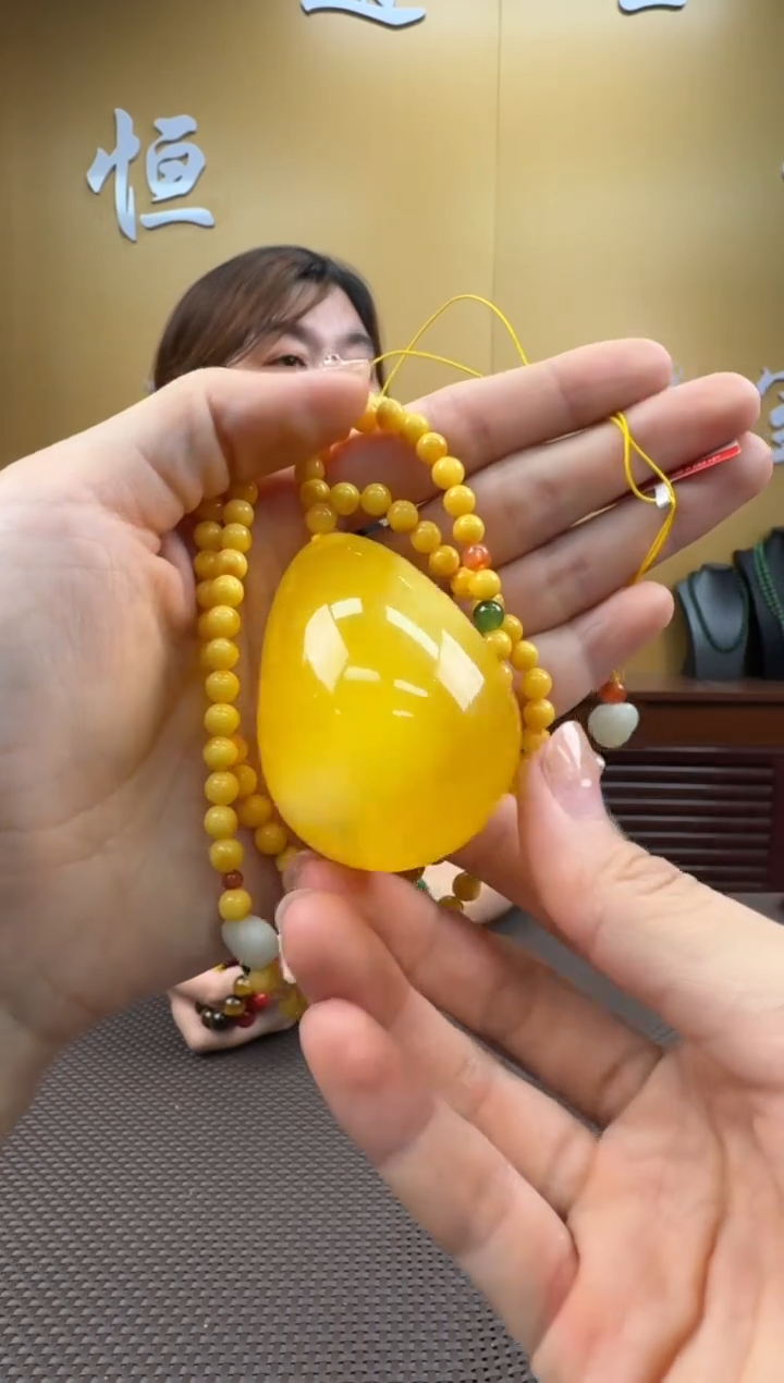 【闪购商品】琥珀裸石未镶嵌挂件1