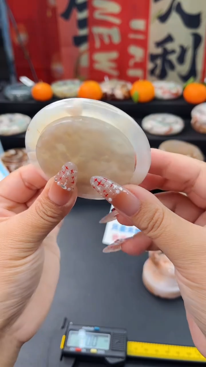 【闪购商品】石英质玉手镯未镶嵌赠送镯心（54圈口）无证书