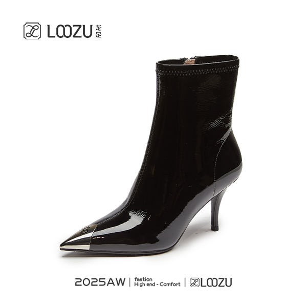 【LOOZU】龙足品牌女鞋2025冬季新款漆皮细跟时装靴624131