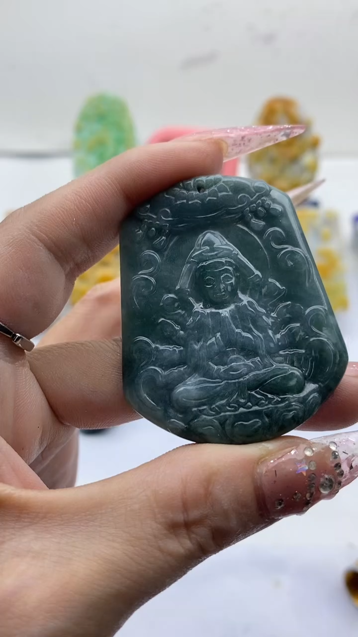 【闪购商品】翡翠颈饰未镶嵌挂件