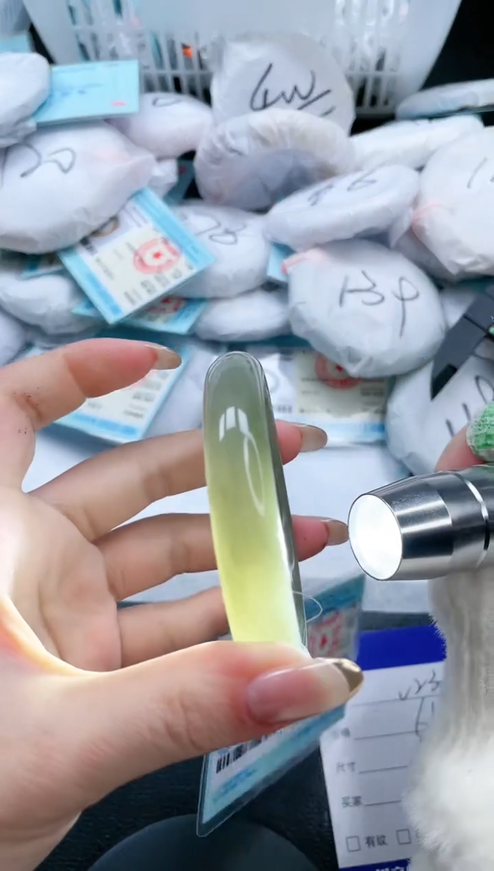 【闪购商品】和田玉手镯未镶嵌21V230-58