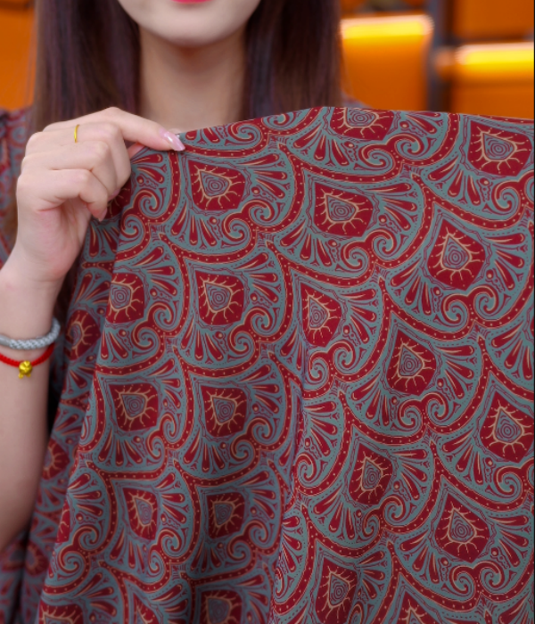 FZ101 [凤求凰] 高级感2025新款贵气连衣裙圆领收腰质感长裙子夏