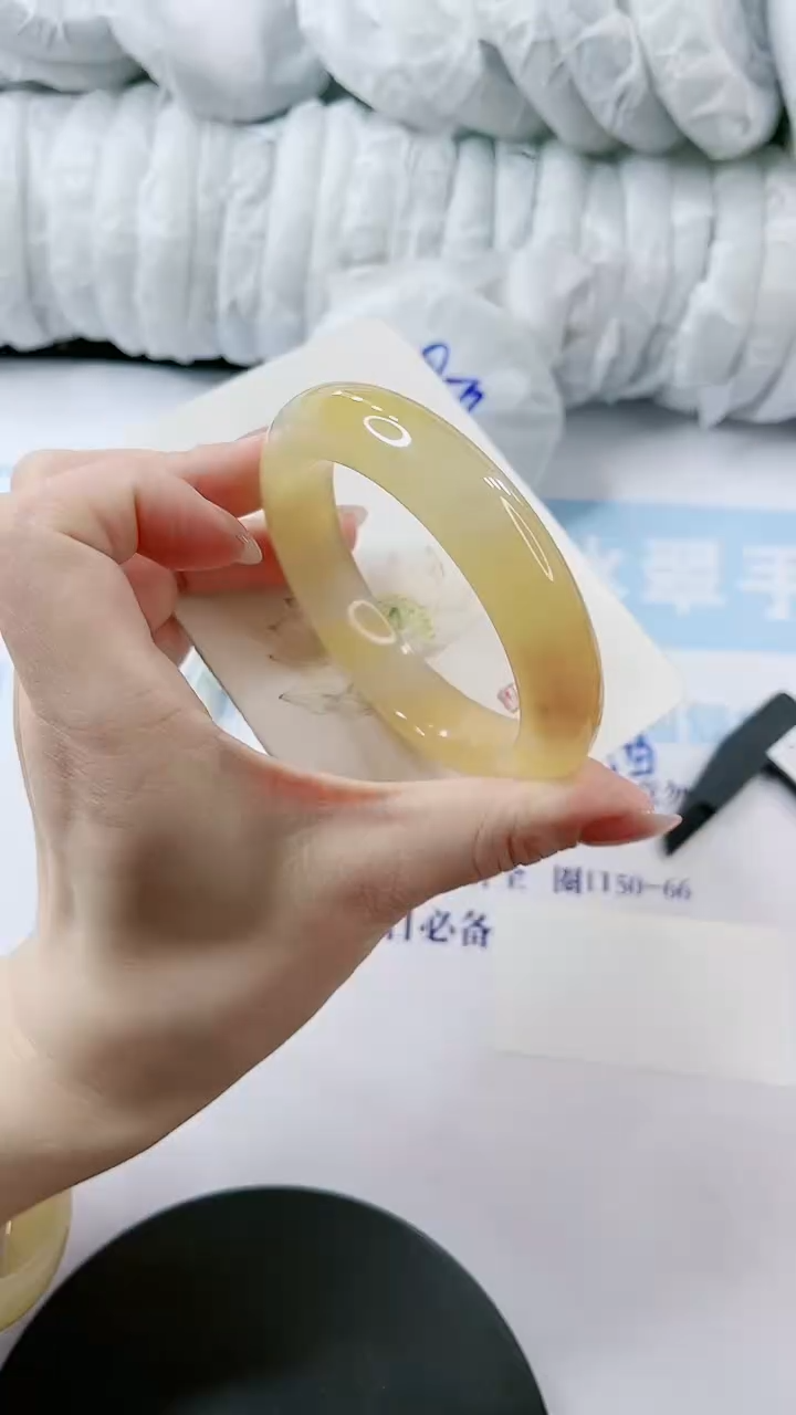 【闪购商品】石英质玉手镯未镶嵌多样性发货V159