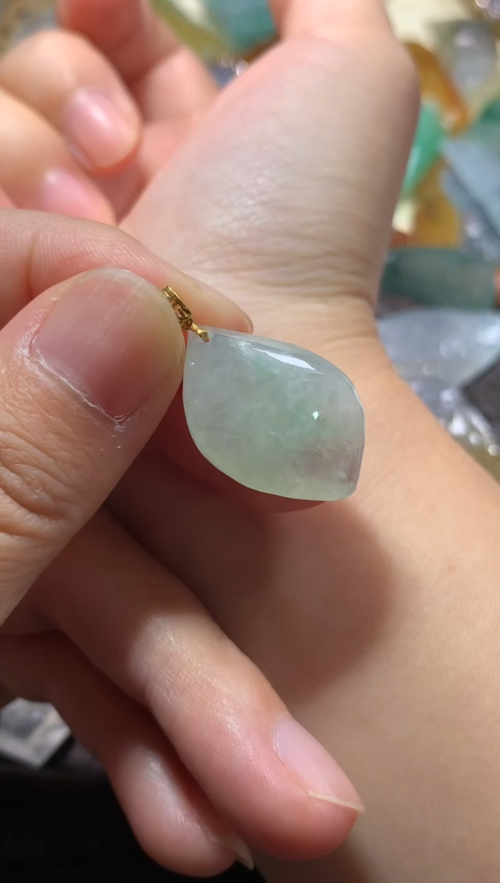 吊坠(不含链)18K金镶嵌翡翠吊坠