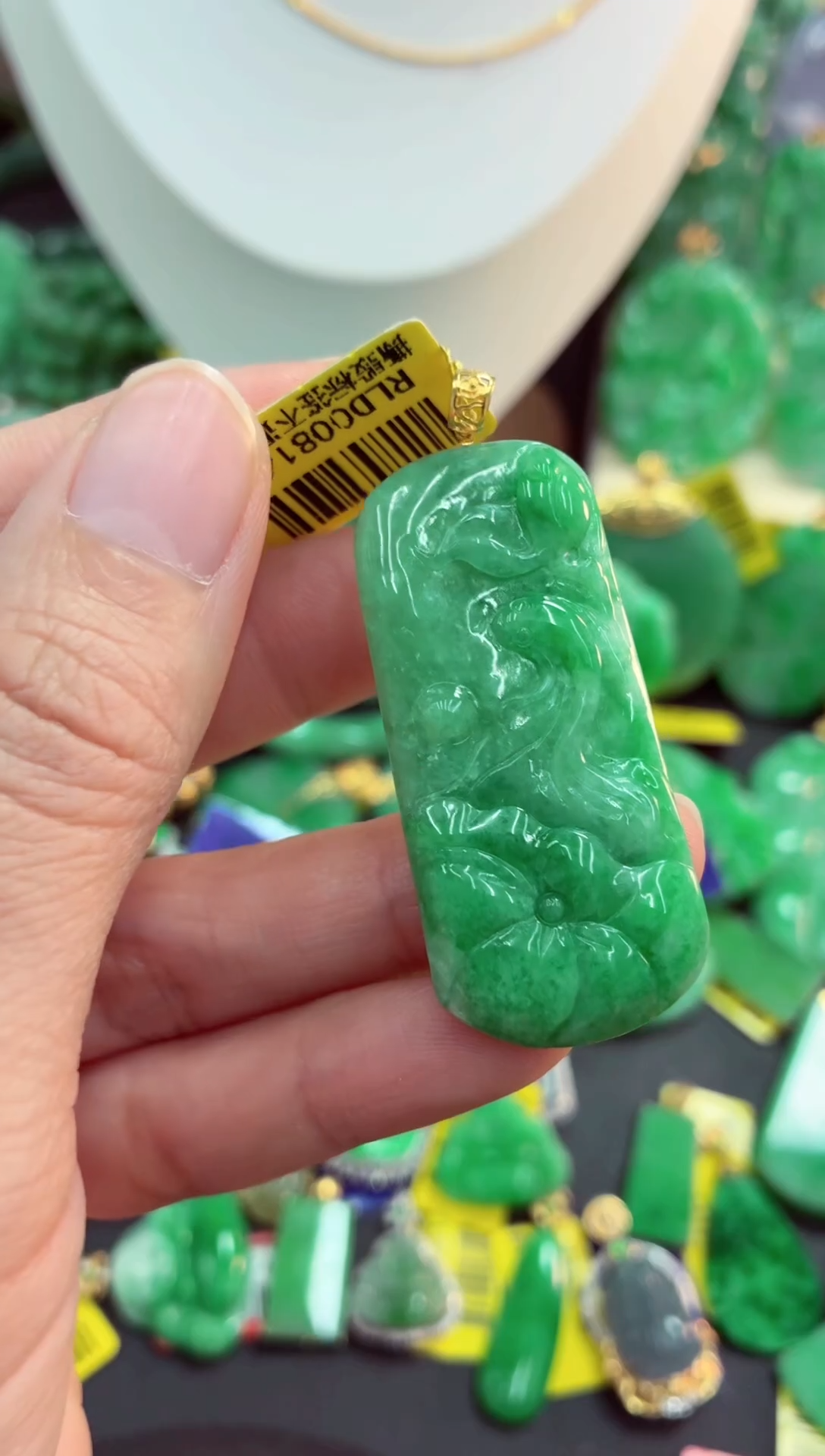 吊坠(不含链)18K金镶嵌翡翠天然缅甸翡翠A货