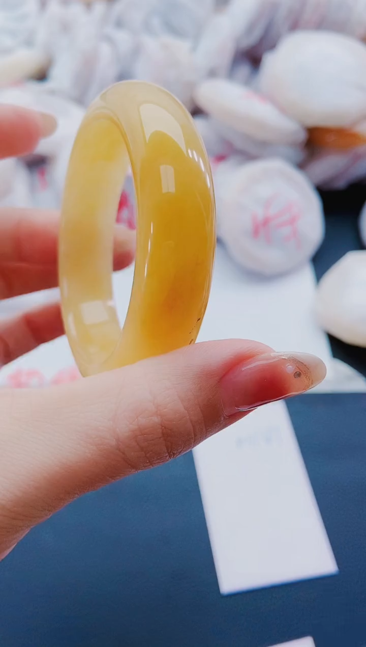 未镶嵌手镯石英质玉M141-54-55