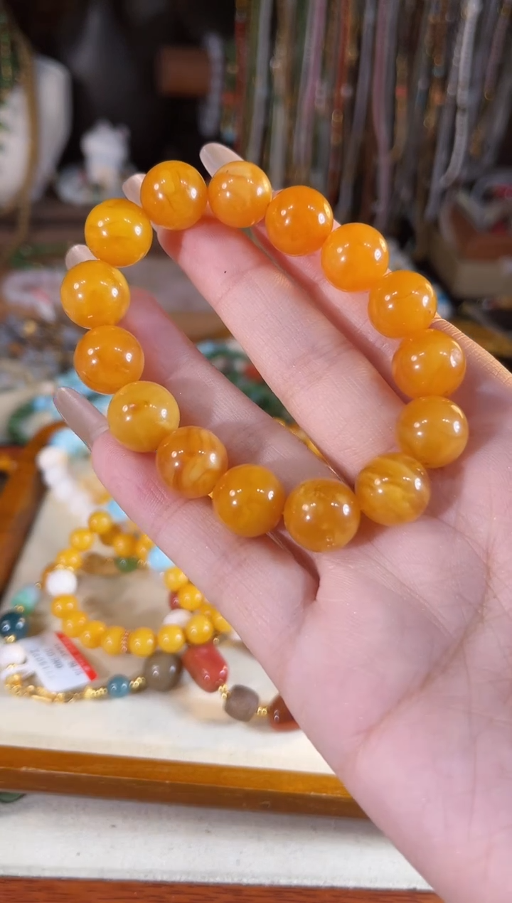 【闪购商品】蜜蜡手链未镶嵌多样性发货其一