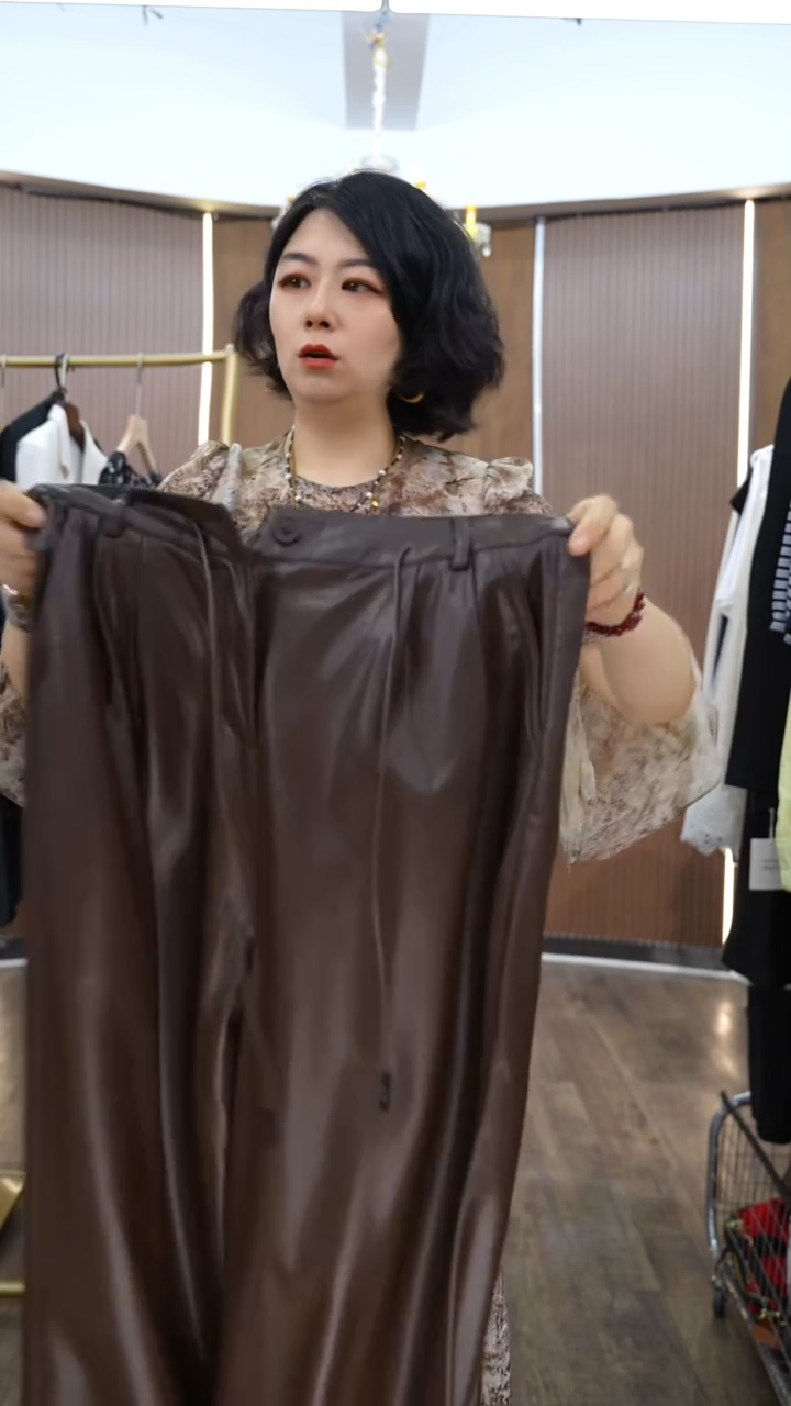 PU裤子~~~~~~~~~~~~