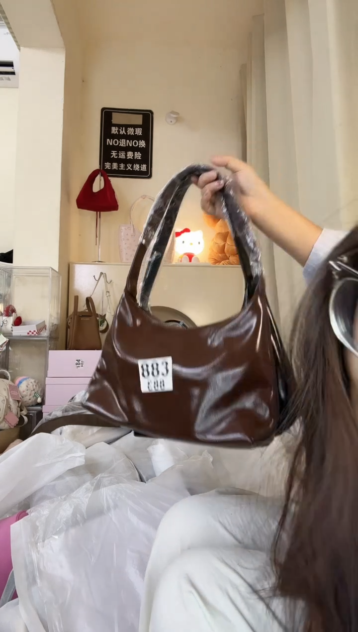 PU以直播间为准 默认微瑕883腋下