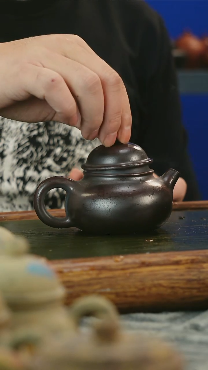 茶壶紫砂石红光塑仿古