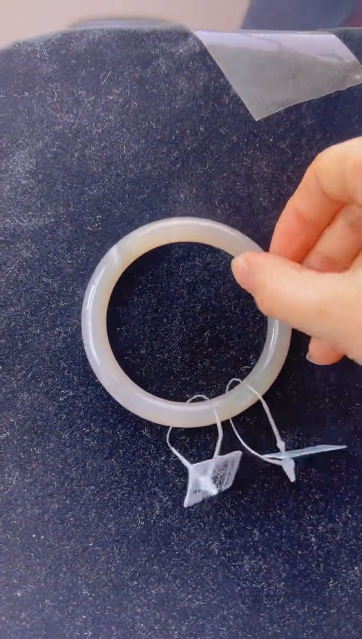 【闪购商品】和田玉（糖玉）手镯未镶嵌【大足石刻】天然和田玉玉镯