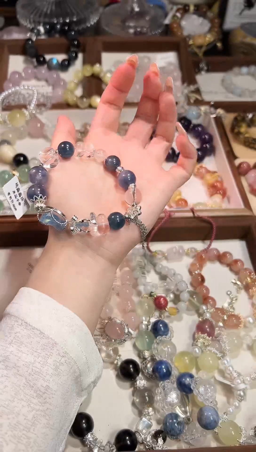 合金手链海蓝宝石多样性发其一，颜色微差