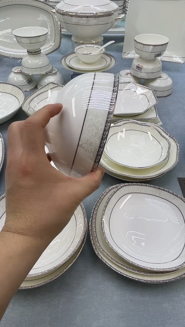 骨瓷玲珑6奥6个  