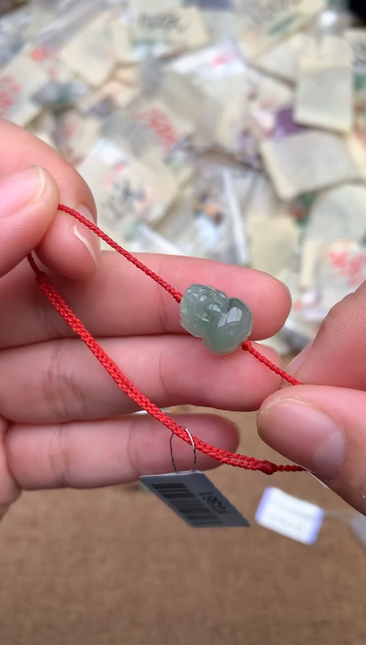 未镶嵌挂件翡翠一