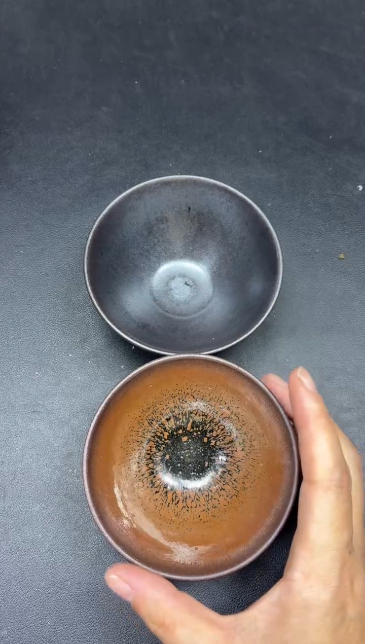 茶盏32两只微瑕        