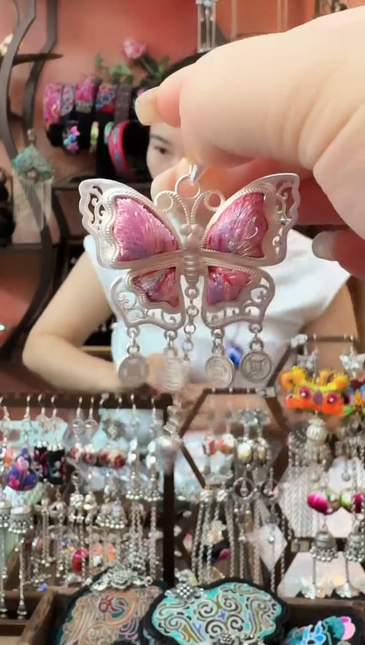 织绣云织谣民族风精美饰品4