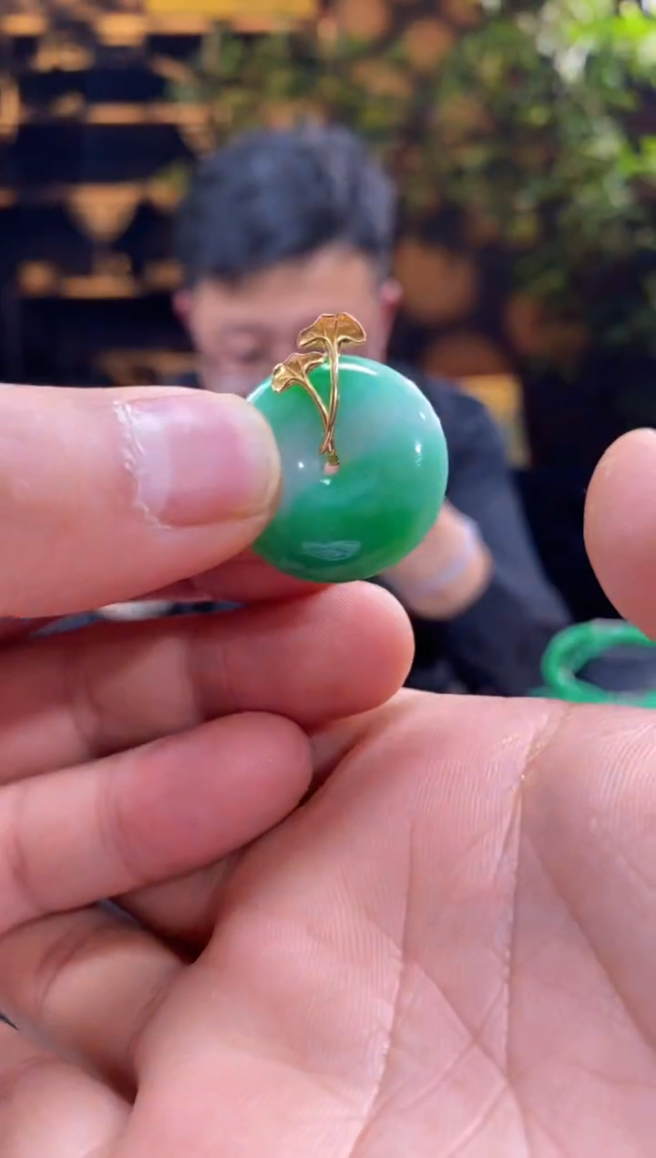 【闪购商品】翡翠吊坠(不含链)18K金镶嵌30031号天然翡翠a货