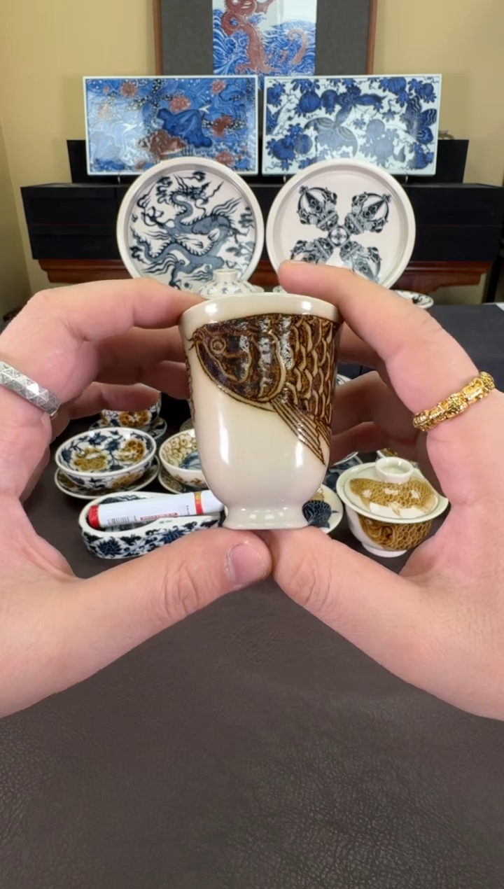 【闪购商品】瓷片二号釉金龙鱼闻香杯