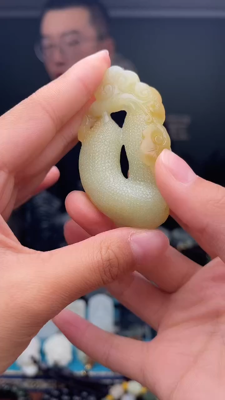 未镶嵌和田玉挂件1