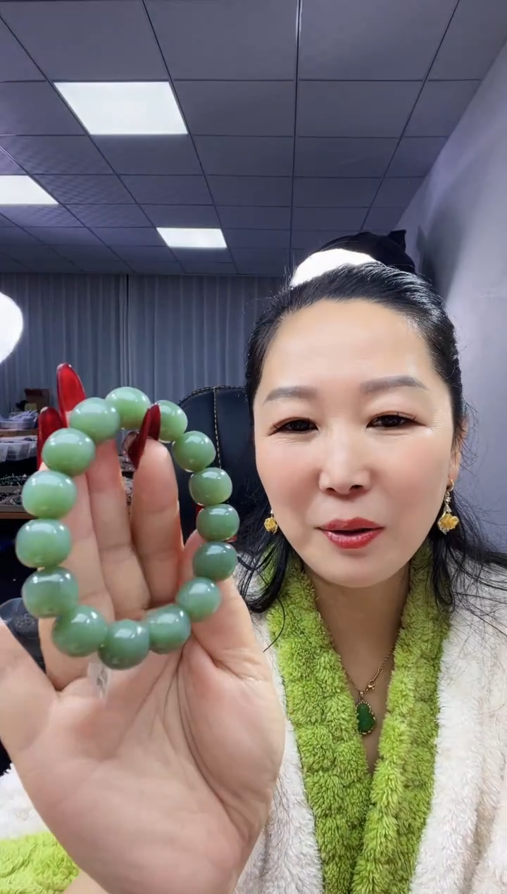 未镶嵌手链和田玉天然和田玉俄粉青特细14