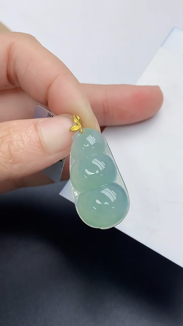 颈饰18K金镶嵌翡翠天然缅甸A货百元以上9元证书费自理