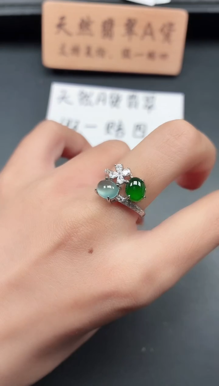 银S925镶嵌戒指翡翠111