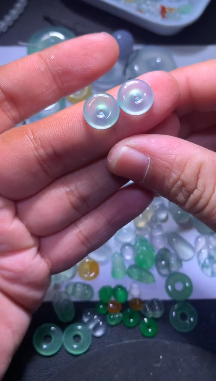 【闪购商品】翡翠颈饰未镶嵌平安扣一对