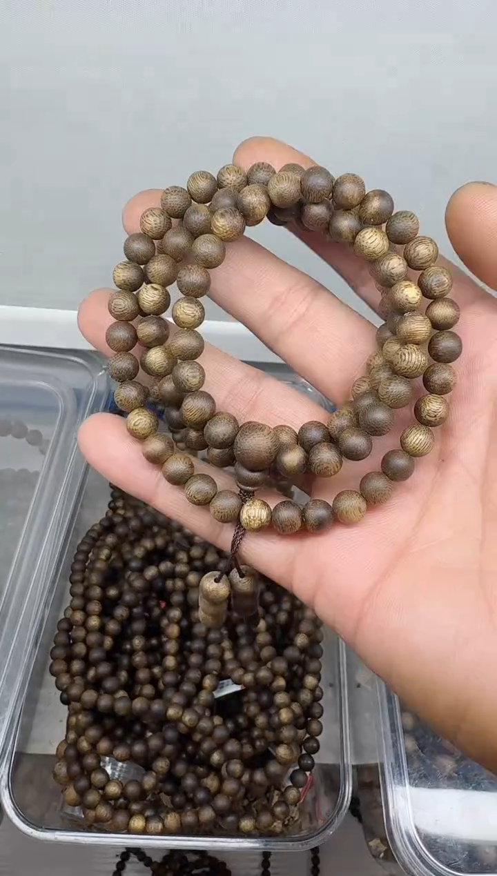 【闪购商品】手串沉香乌身0.7规格多圈16克