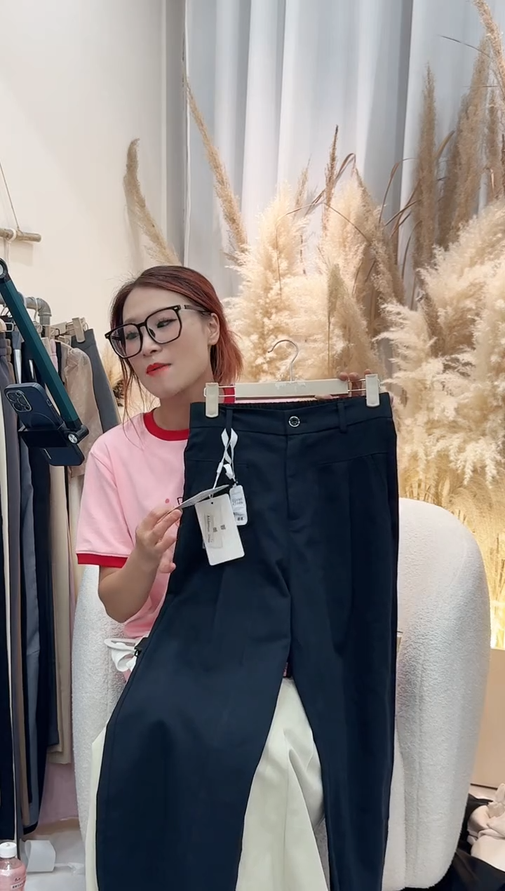 15-M码东阳市嘉霆服装店个体店