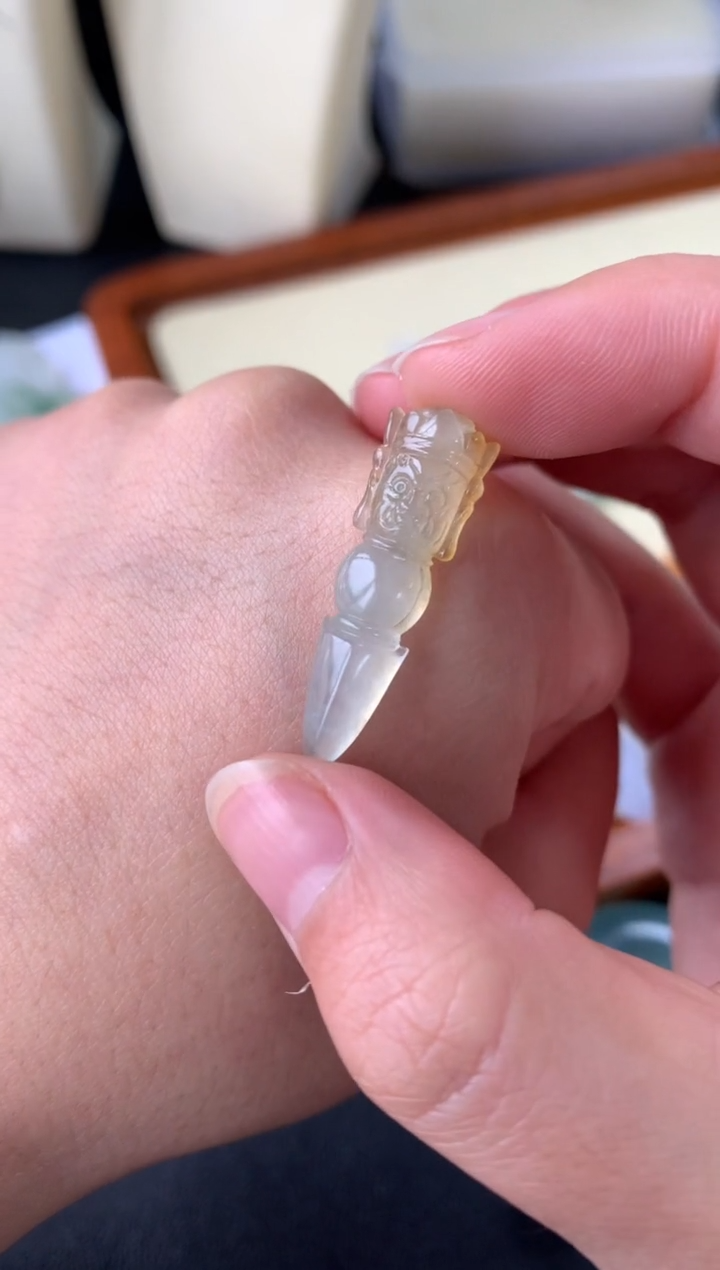 【闪购商品】定制翡翠未镶嵌翡翠