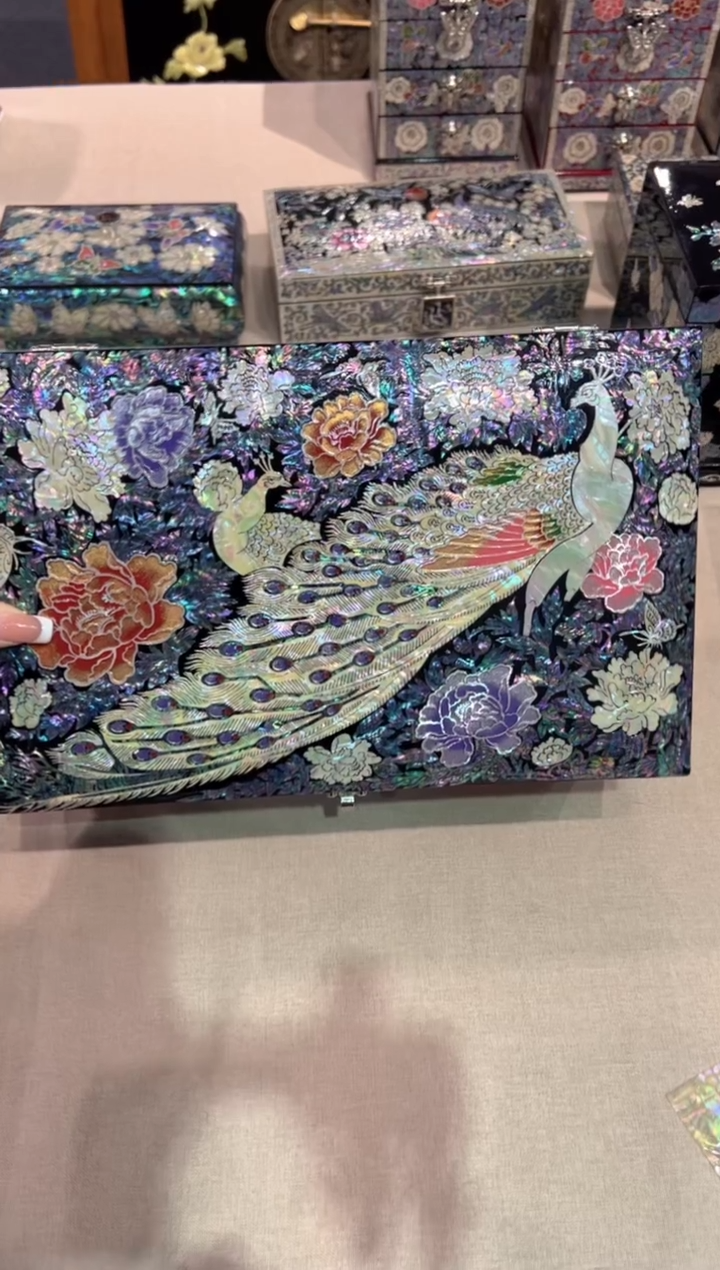 【闪购商品】绒布底·弘贝雅螺钿漆器文化馆 