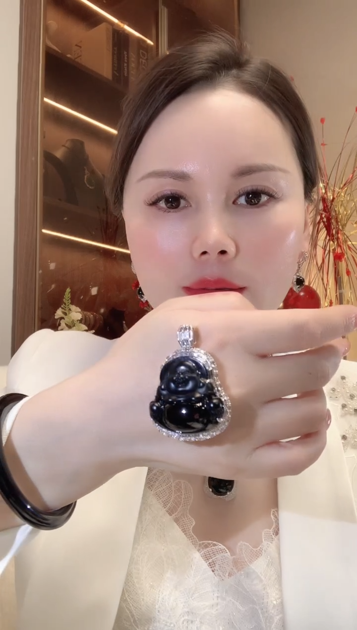 【闪购商品】翡翠吊坠(不含链)18K金镶嵌Q19    