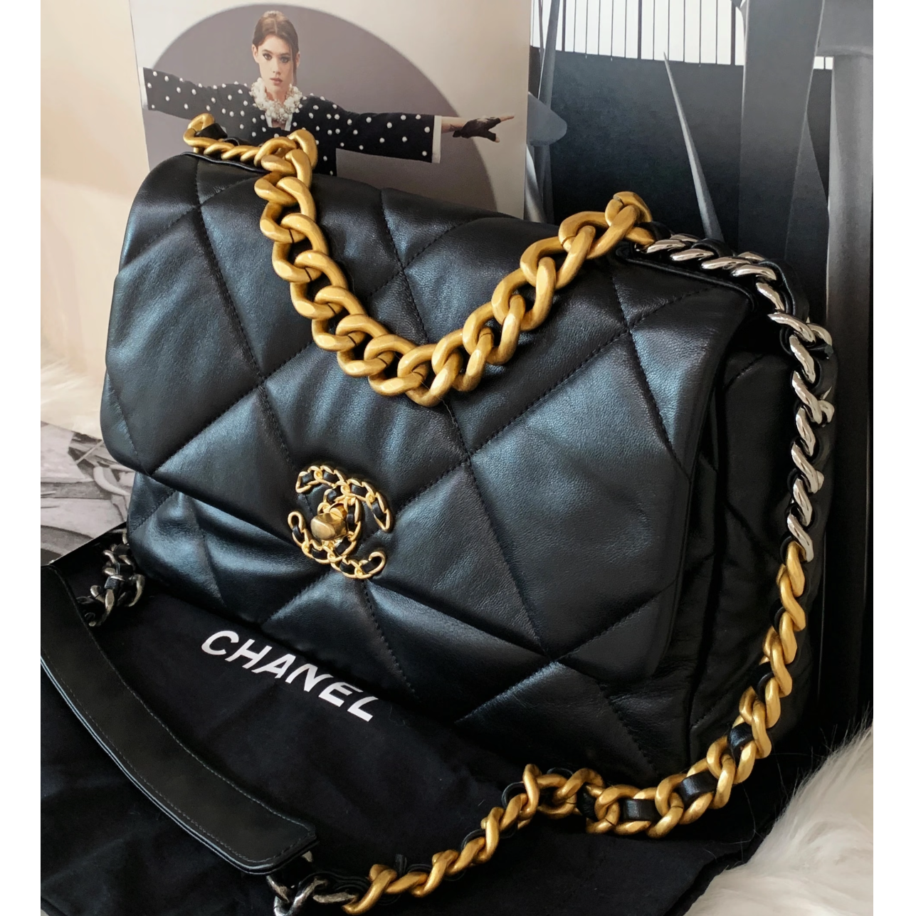 99新 Chanel/香奈儿 芯片中号黑金19bag斜跨包