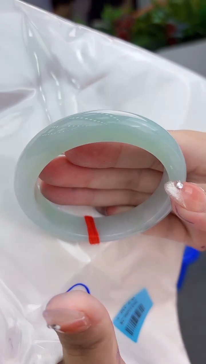 【闪购商品】翡翠手镯未镶嵌翡翠手镯