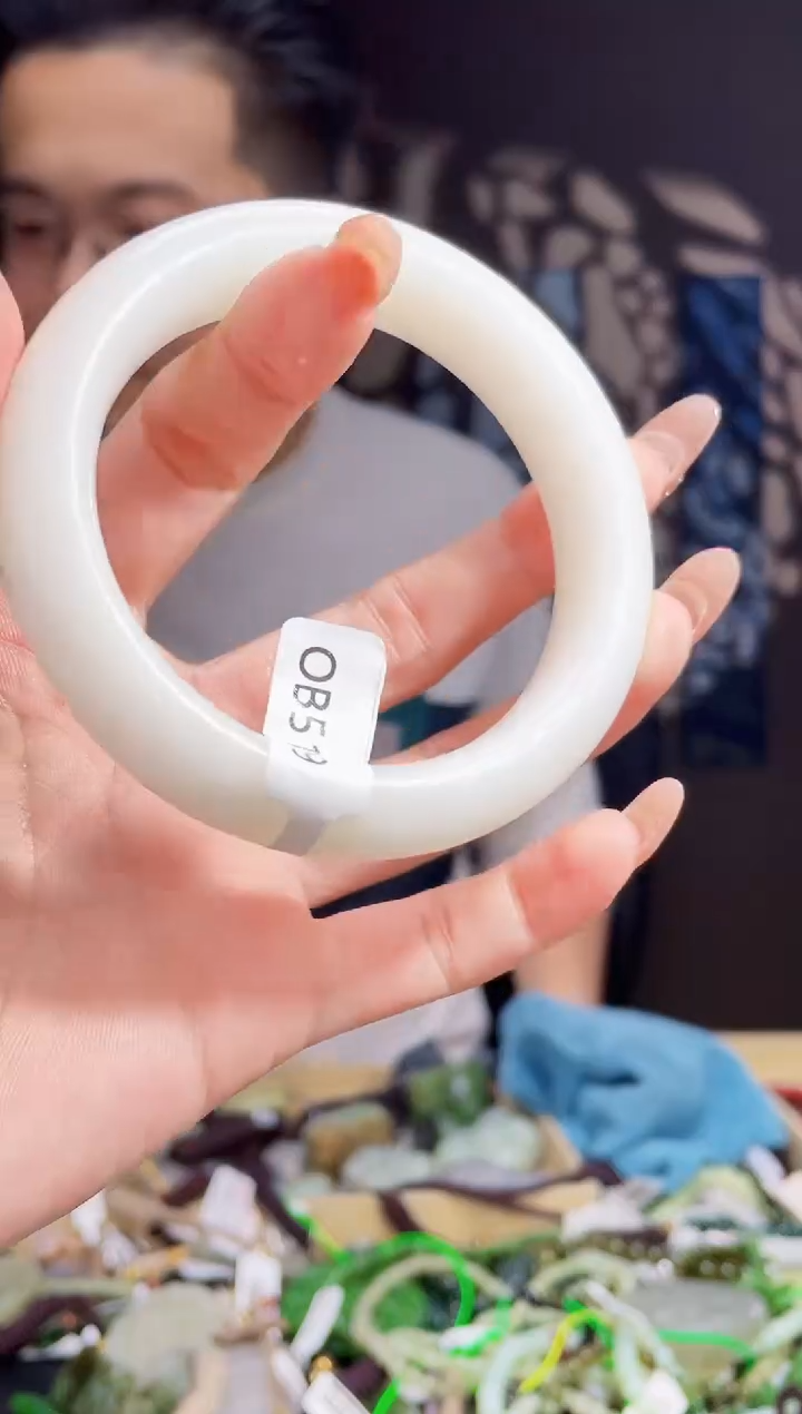 【闪购商品】和田玉颈饰未镶嵌拍一发一