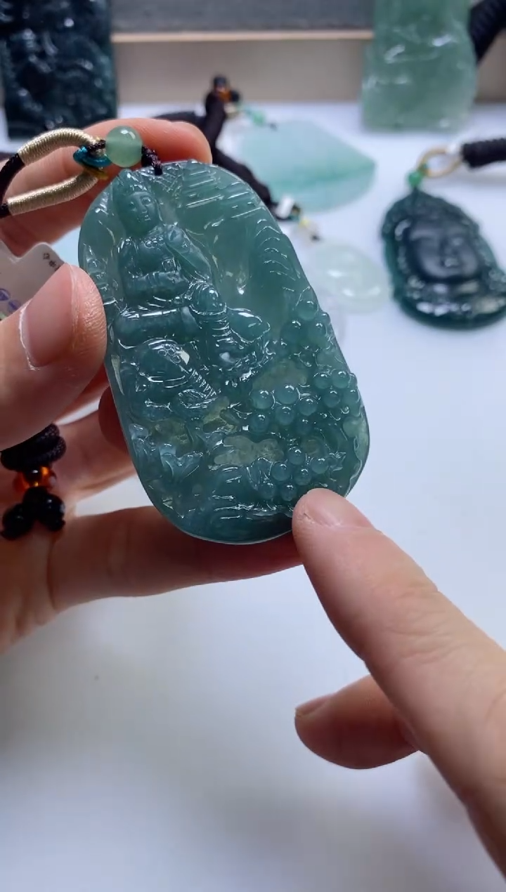 【闪购商品】翡翠挂件未镶嵌                