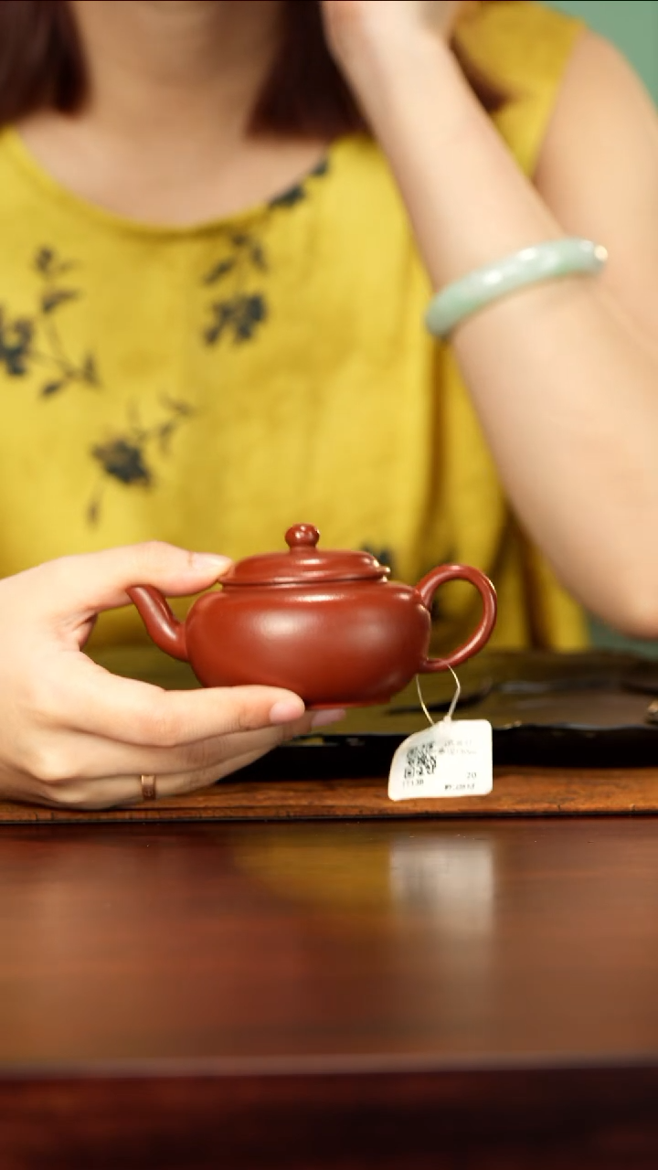 76号TT朱泥宫灯130cc