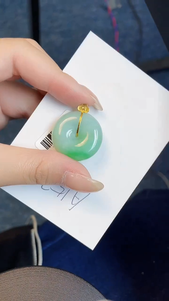 【闪购商品】翡翠颈饰18K金镶嵌00000000