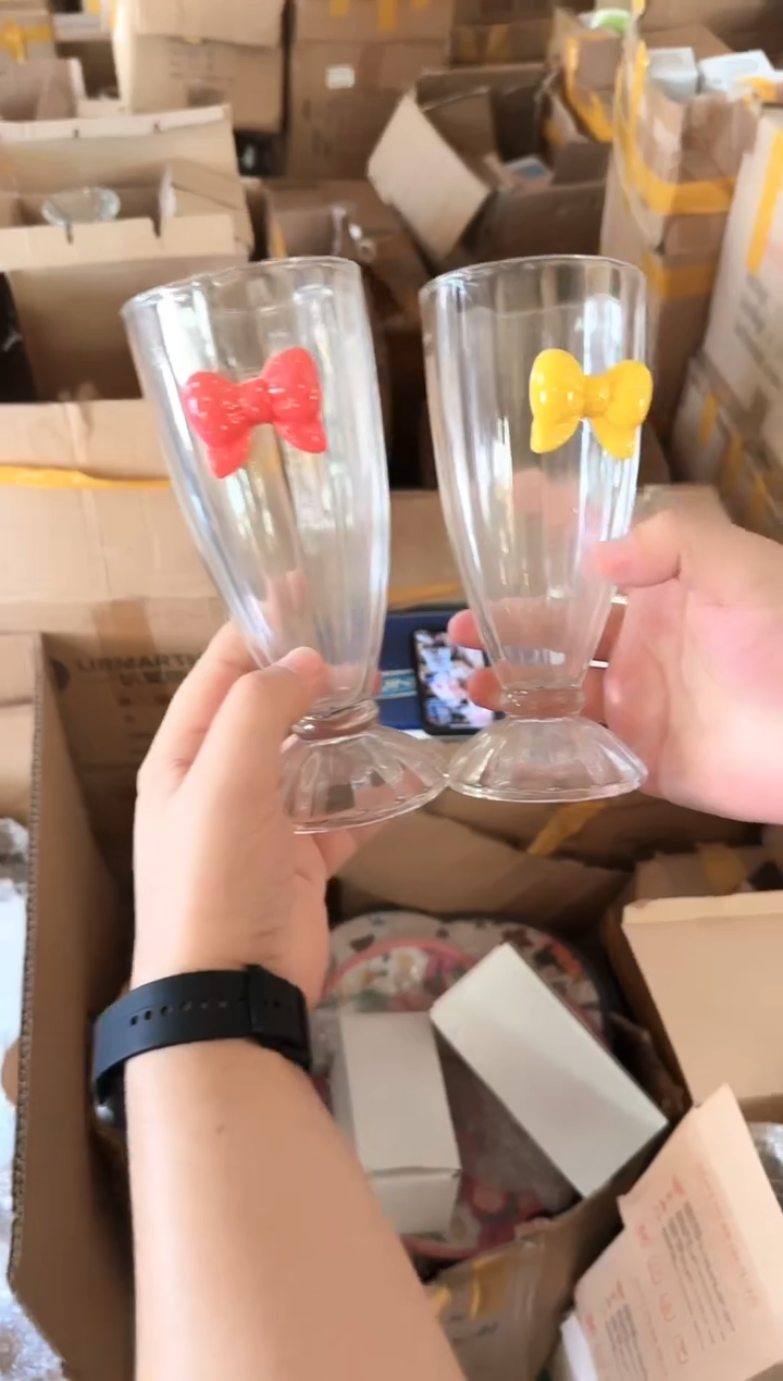 瓷片品质好，发货快，放心拍 水杯2个