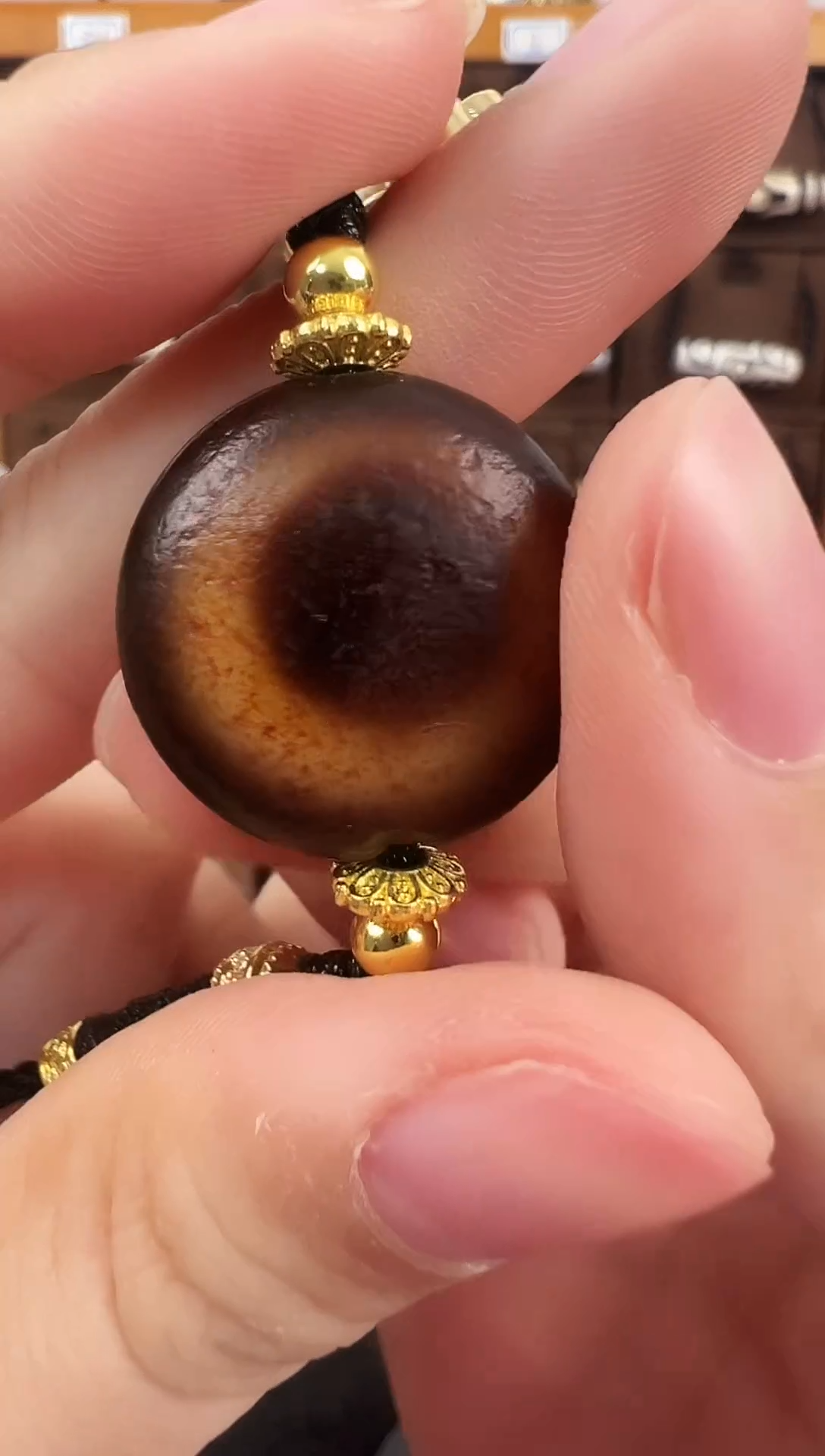 玛瑙/玉髓（覆膜）颈饰合金99.（微瑕）