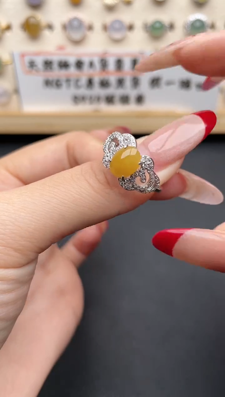 【闪购商品】翡翠戒指银S925镶嵌一物一证一礼盒